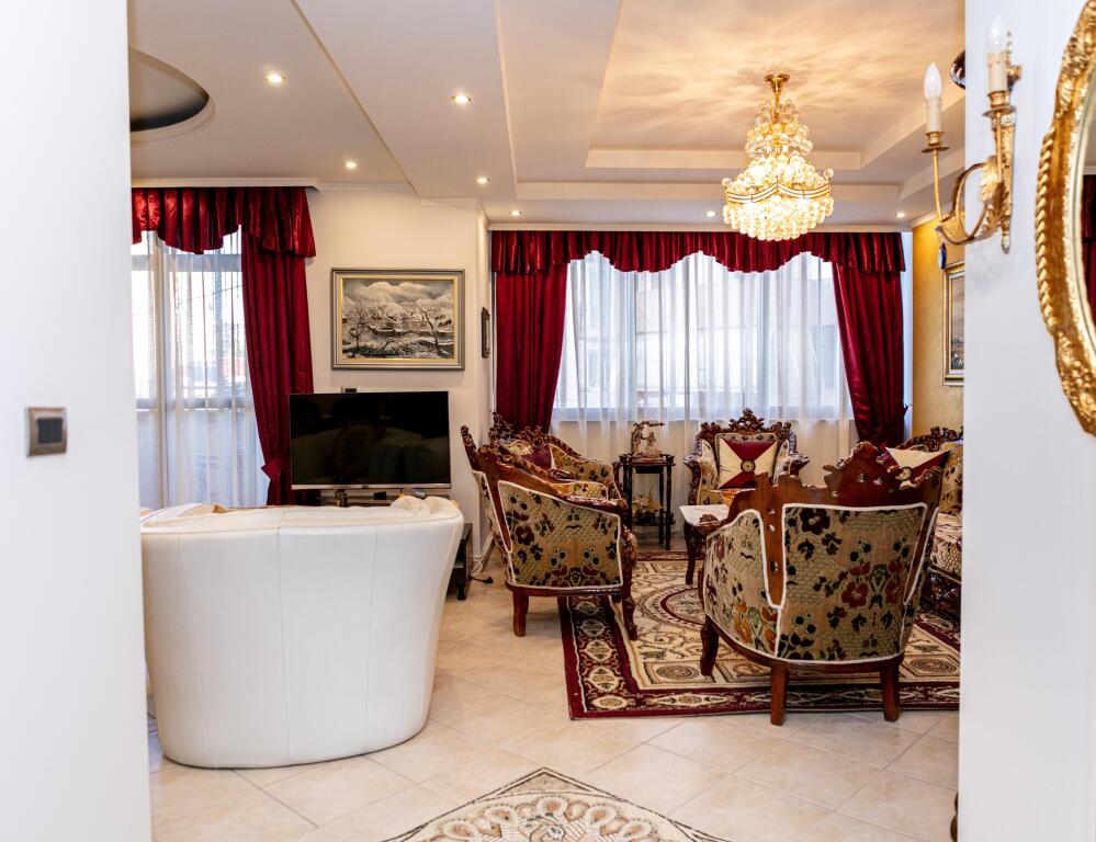 Apartament Me Qera 3+1 tek Rruga e Elbasanit (ID B230198) Tirane