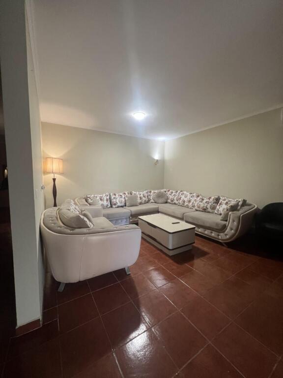 🏠 Jepet me qira apartament 3+1