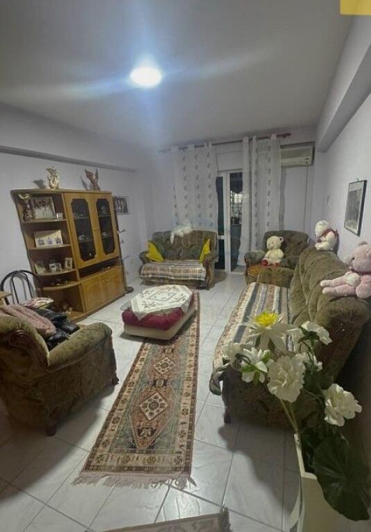 Shitet, Apartament 2+1, Sheshi Wilson