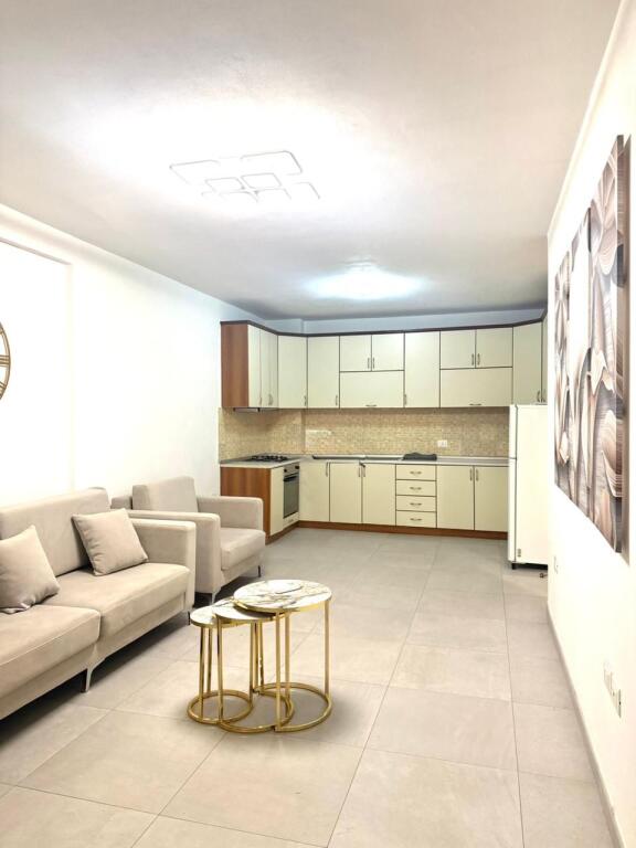 🏢 APPARTAMENTO 2+1 IN AFFITTO – MYSLYM SHYRI