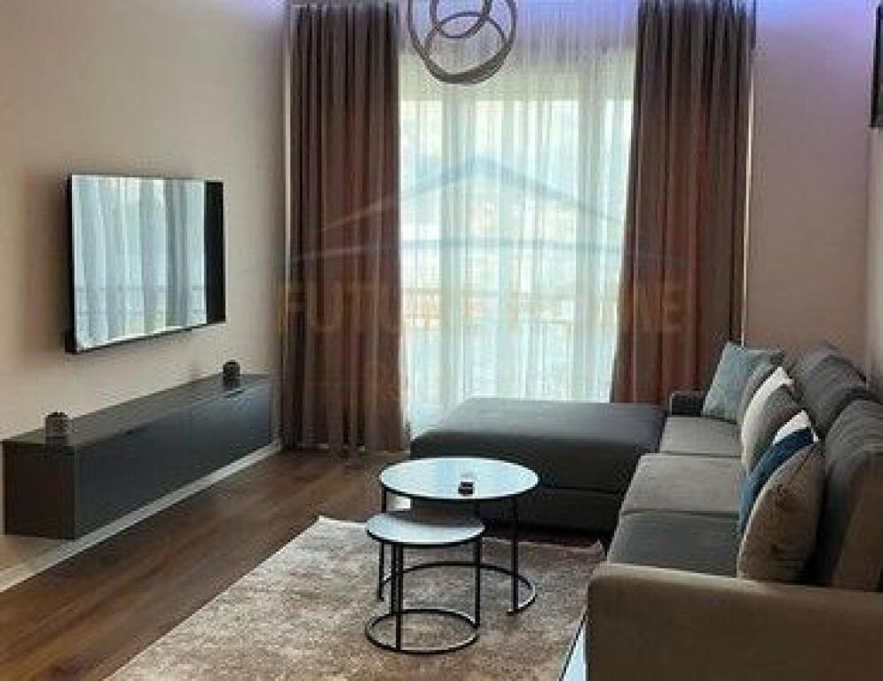 Qera, Apartament 2+1+2+Verande, Rruga e Dibres, Tirane