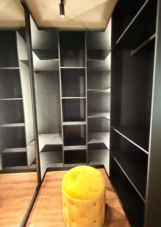 Appartamento 3+1 in Vendita – Residenza Long Hill