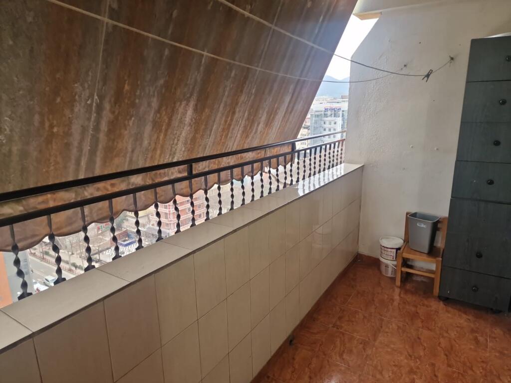 Jepet Me Qera Apartament 2+1+1 Ballkon