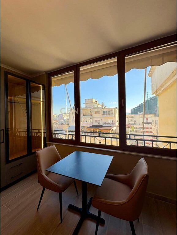 Dy Super Studio Moderne ne Myslym Shyr per shitje, Ideal për Airbnb !