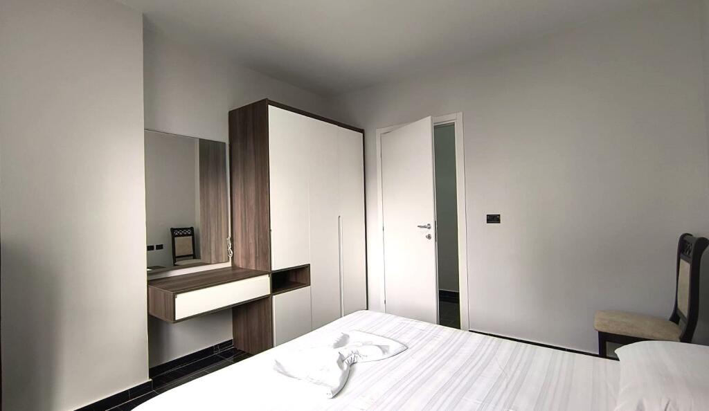 Apartament modern buzë detit pranë Vlorës