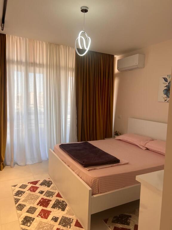 Jepet me qera 1+1 Durres, Prane Postes.