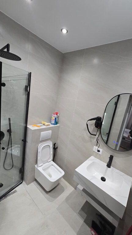 Shiten, 3-Garsoniere, Rruga Mine Peza, Tiranë.