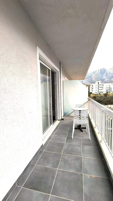 Modern seafront apartment near Vlore