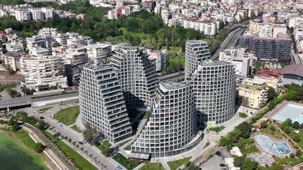 Apartament 2+1+Parking per shitje tek Lake View Residence tek Rruga e Kosovareve.