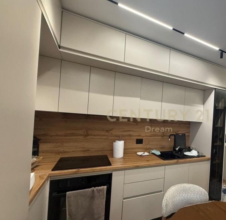 🌟 Shitet Banesë 2+1 në Xhamllik – Lokacion i Preferuar në Tirane