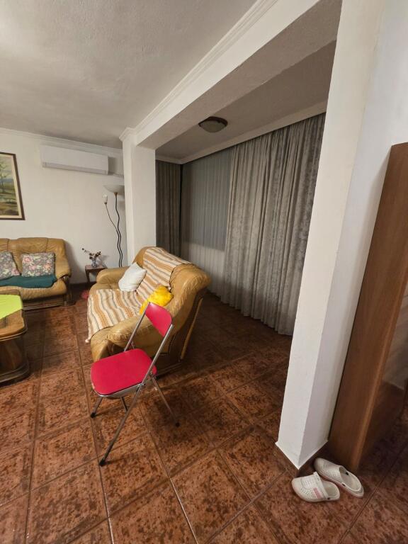 SELLING 2+1 APARTMENT IN KAMEZ-NEAR ZOGU I ZI !
