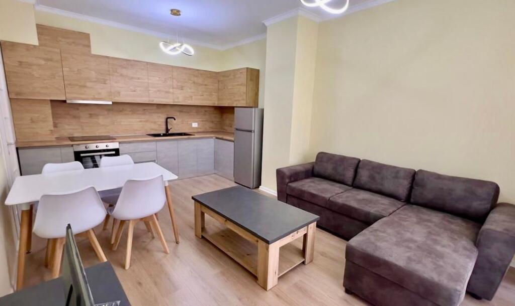 Apartament per Qera ne Yzberisht