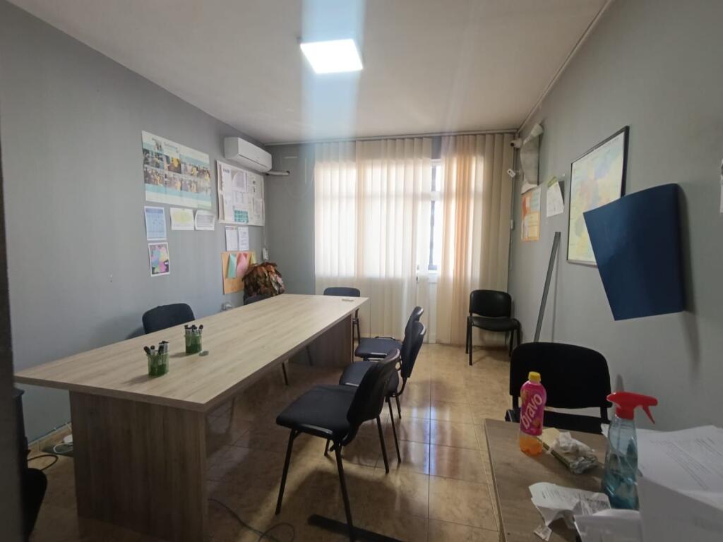 JEPET ME QERA ZYRE PRANE 21 DHJETORIT !