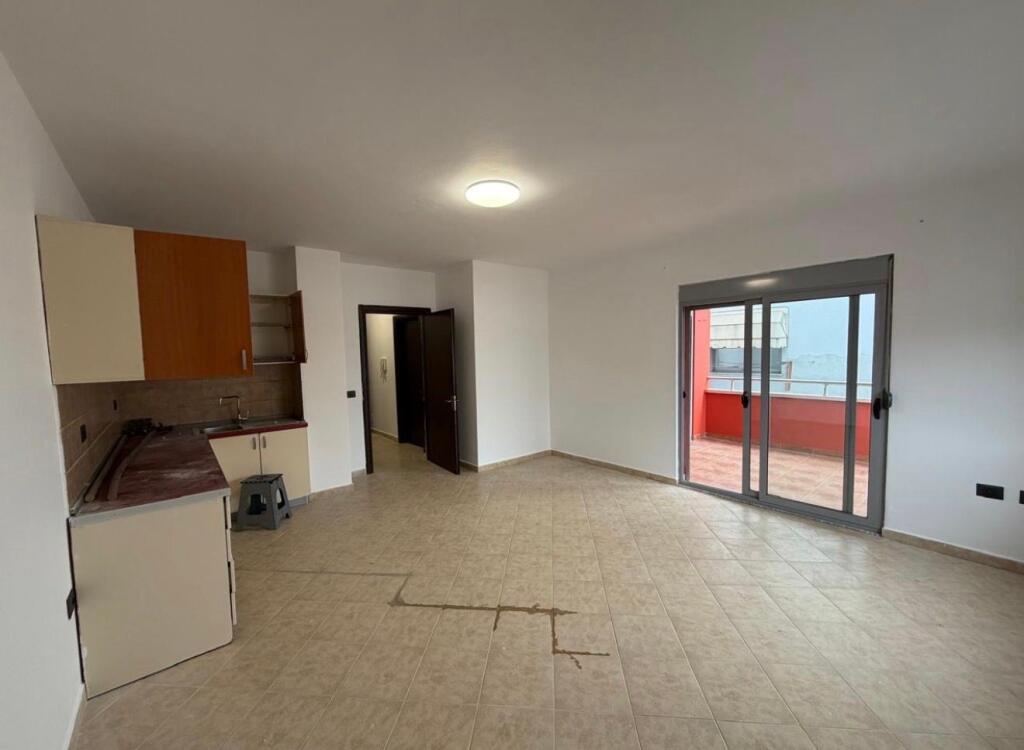 SHITET APARTAMENT 2+1 ASTIR