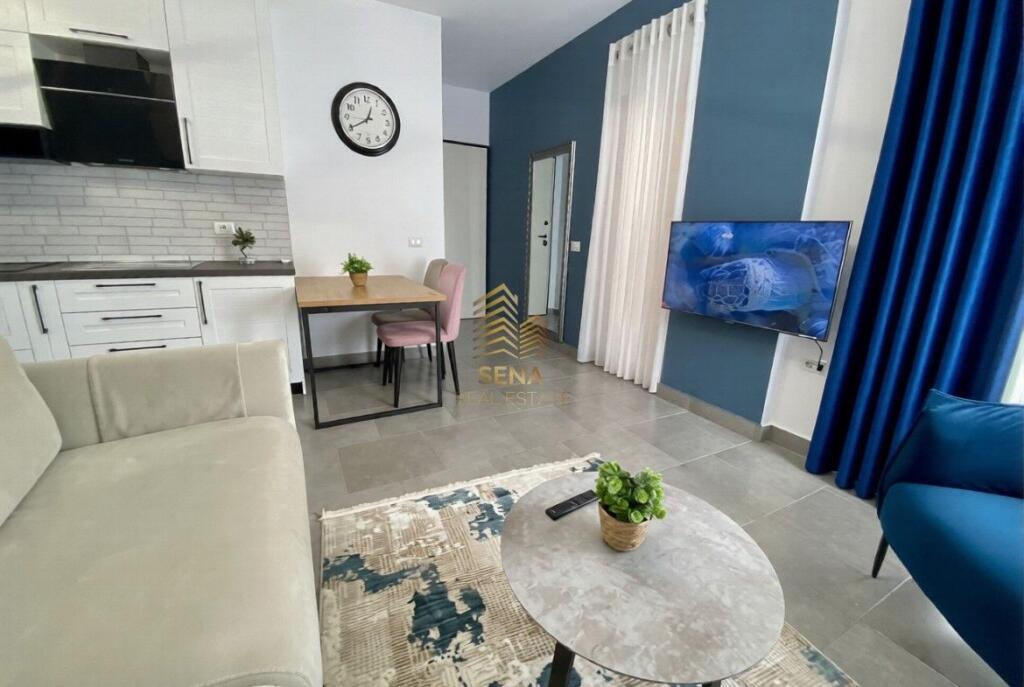 Affitto, Appartamento 1+1+Blk,21 Dicembre, 700 Euro/mese