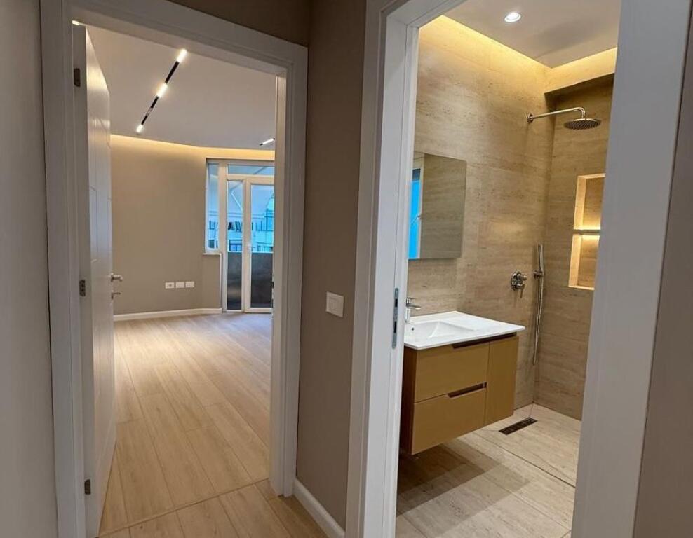 Apartament per shitje 2+1+2 Ish Eskpozita