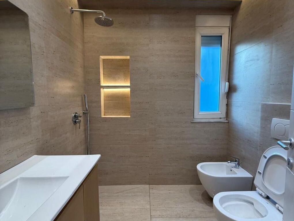 Apartament per shitje 2+1+2 Ish Eskpozita