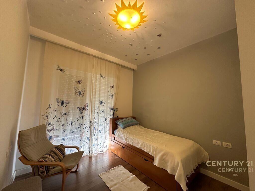 Shitet Apartament 3+1 tek Rezidenca Kodra Diellit 1/ Zgjatimi. 250,000 € Sip. Totale  124m2