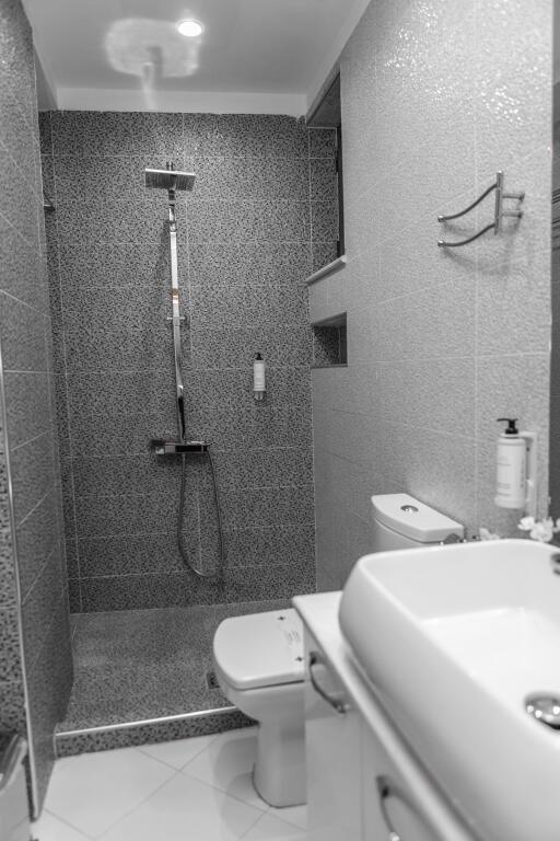 Apartament Me Qera 3+1 tek Rruga e Elbasanit (ID B230198) Tirane
