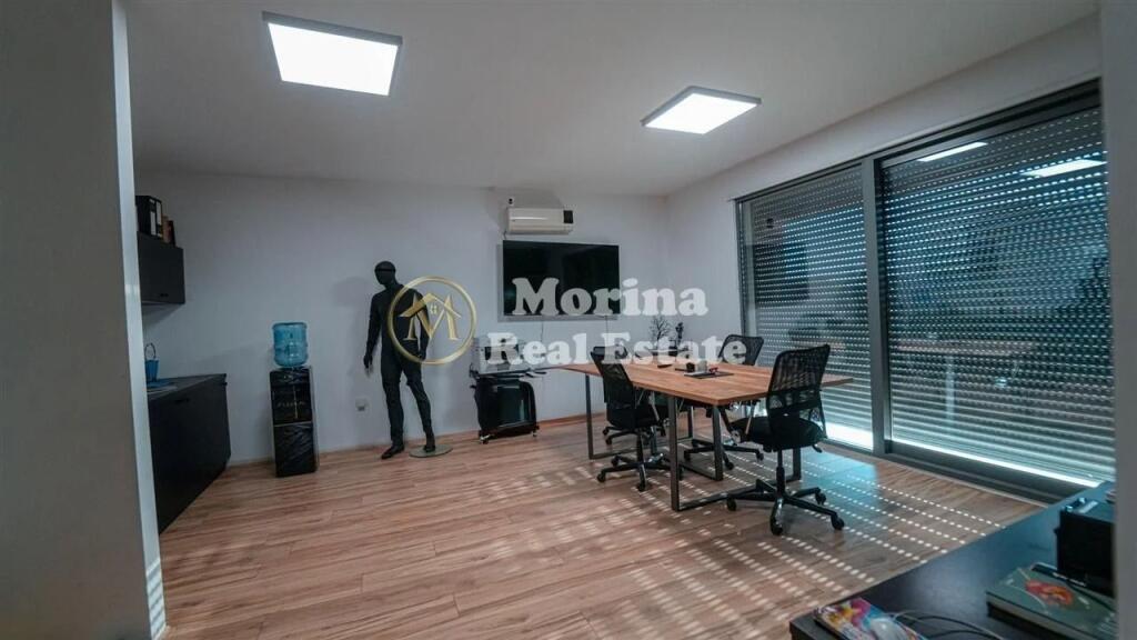 Rent | Business Premises | Fiori di Bosco | 800 €/month