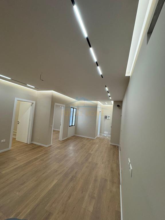 Qera , Apartament 2+1 , Golden Tower , Tirane