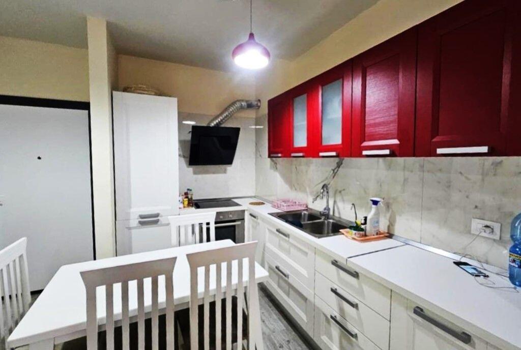 Apartament Me Qera 1+1 Tek Kompleksi Golden Park (ID B2101460) Tirane
