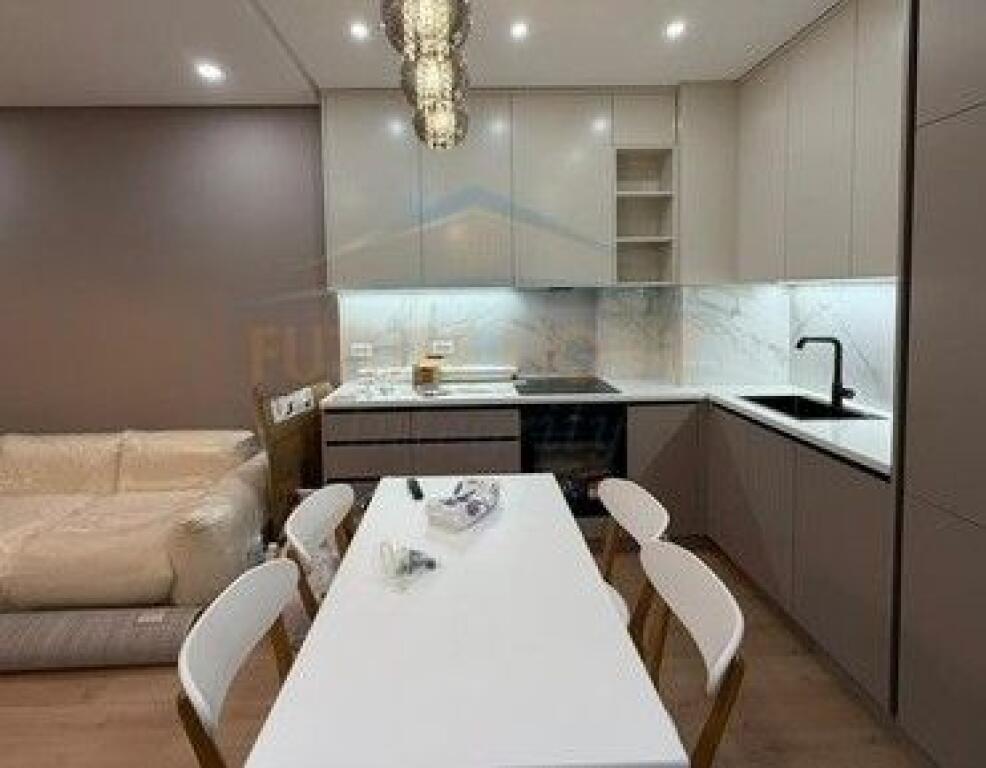 Affitto, Appartamento 1+1, Residenza Eshli, Tirana.