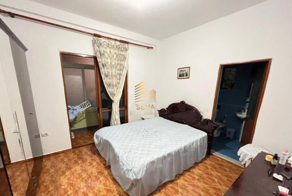 Shitet, Vile 2 kateshe, Ali Demi, 400,000 Euro