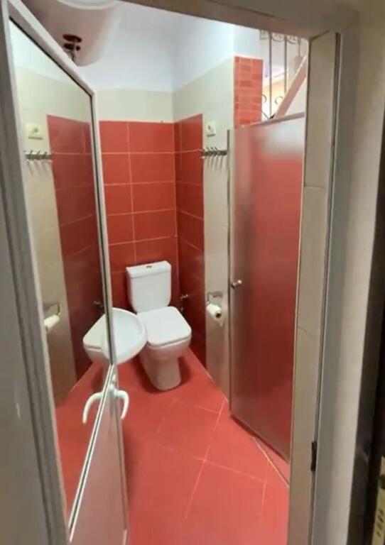 Bulevardi Zogu i 1, jepet me Qira Apartament 2+1 - 550-i diskutueshem!