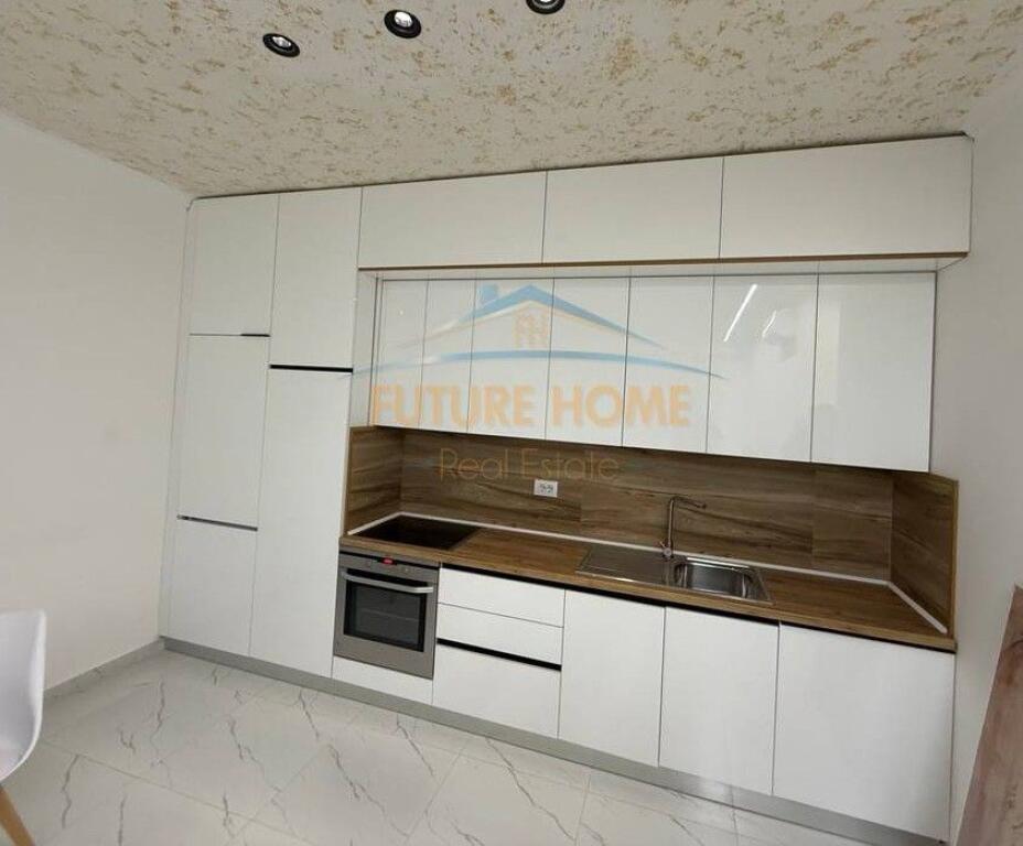 Rent, Apartment 1+1, Zogu i Zi, Tirana.