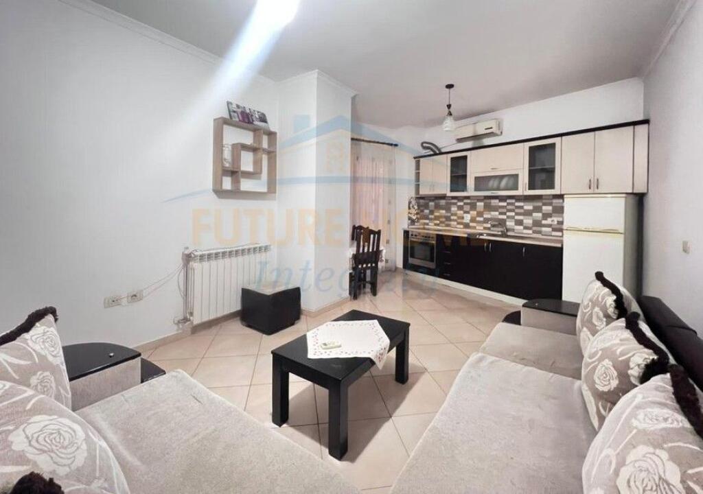 Qera, Apartament 1+1, Porcelan, Tiranë.