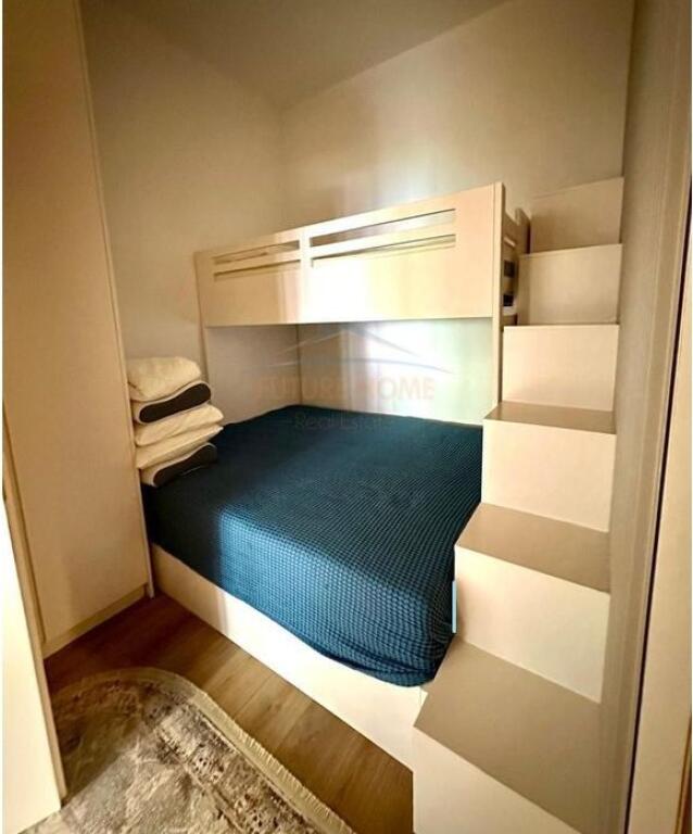 SHITET APARTAMENT 2+1+2 POSTE PARKIMI NE GREEN COAST 1