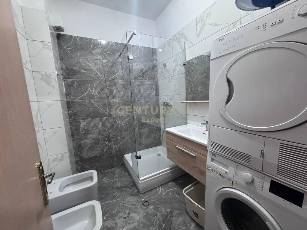 JAPIM ME QIRA APARTAMENT TEK LIQENI I THATE!