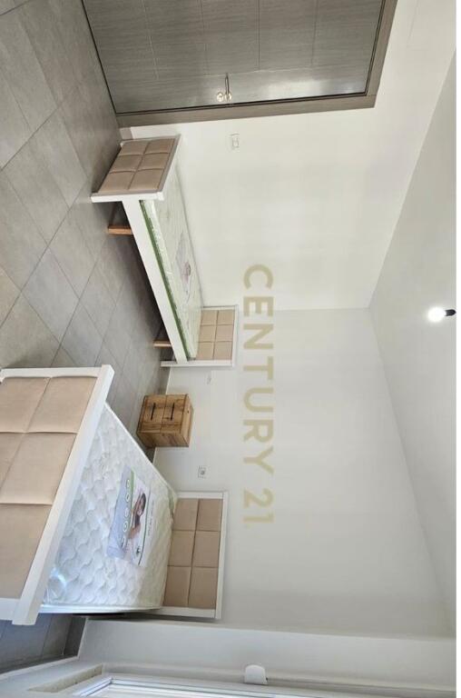 Jepet Me Qera Apartament 2+1+2 tek 5 Maji