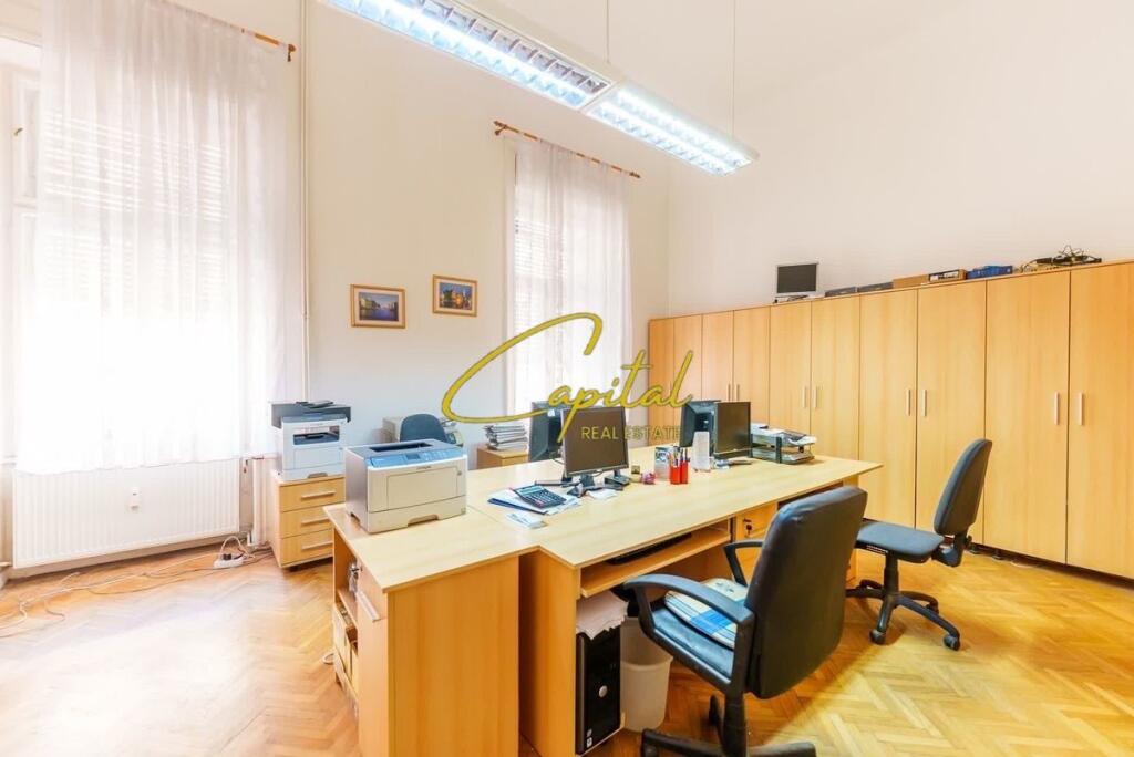 ZYRE ME QERA 70 M2 RRUGA E KAVAJES 35.000 LEKE