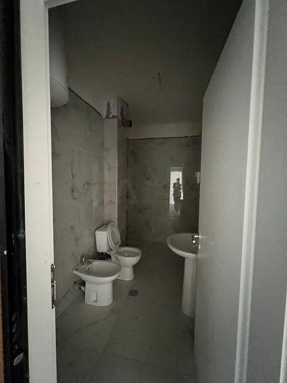 Apartament 2+1 për shitje në Kamëz
