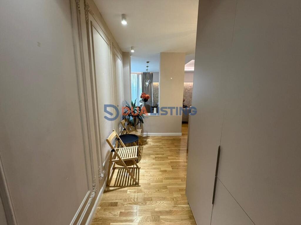 Apartament 3+1+2 ne shitje tek Rruga Elbasanit!