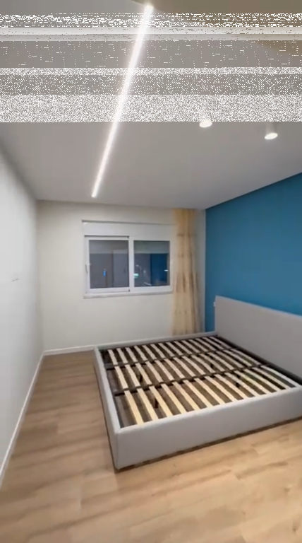 Jepet apartamenti me qera 2+ 1  750 euro  rr Kavajes