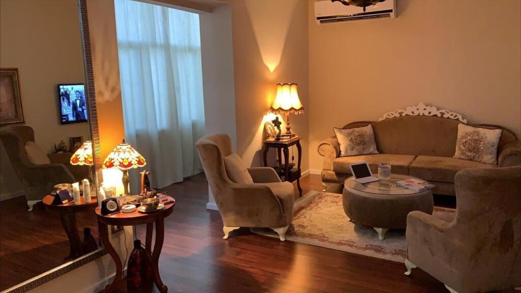 SHITEt APARTAMENT 2+1 &amp;  Garsionere prane Amabasades Amerikane