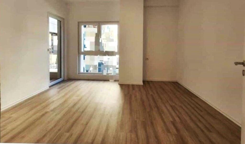 Ufficio in Affitto 2+1 a Zog Te Zi (ID BZ2798) Tirana