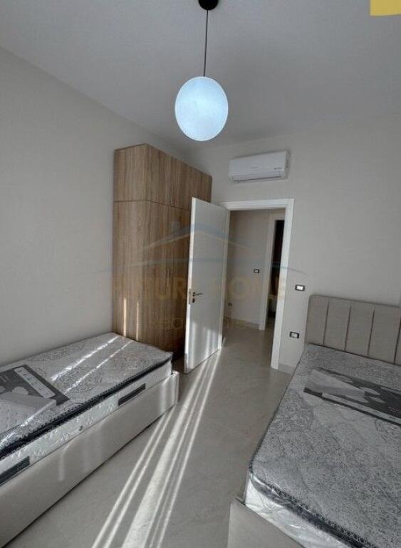 Affitto Appartamento 2+1+Posto Auto, Comune di Parigi