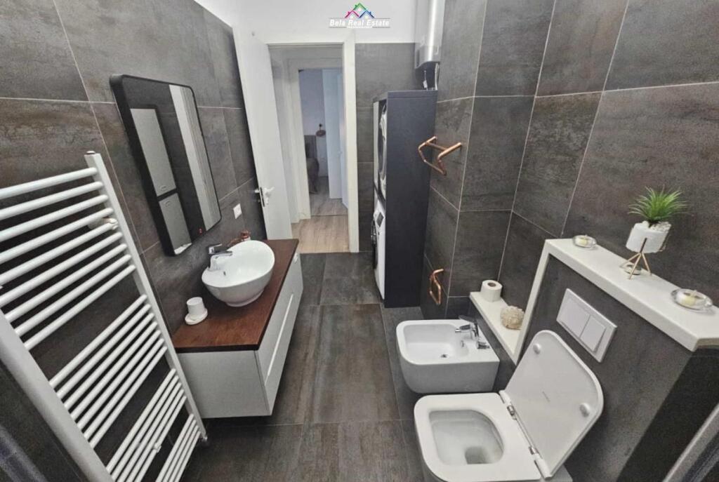 Apartament Me Qera 3+1 Tek Secret Garden Residence (ID B230192) Tirane