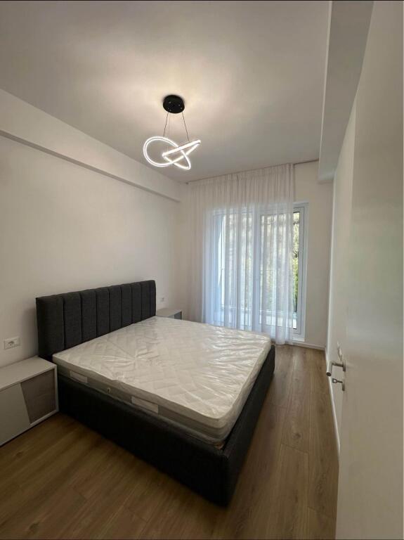 APARTAMENT 1+1 NE SHITJE NE FRESK