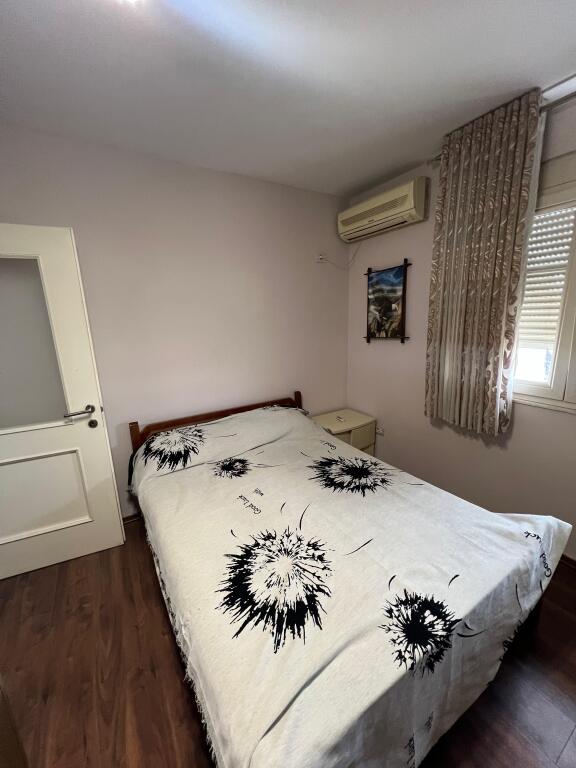 Appartamento 3+1+2+ Cucina Separata+Deposito in affitto presso Mozaiku di Tirana, 21 Dicembre .