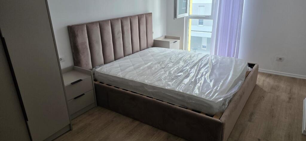 Jepet me qera Apartamenti 2+1 tek Univers City 500 mije leke