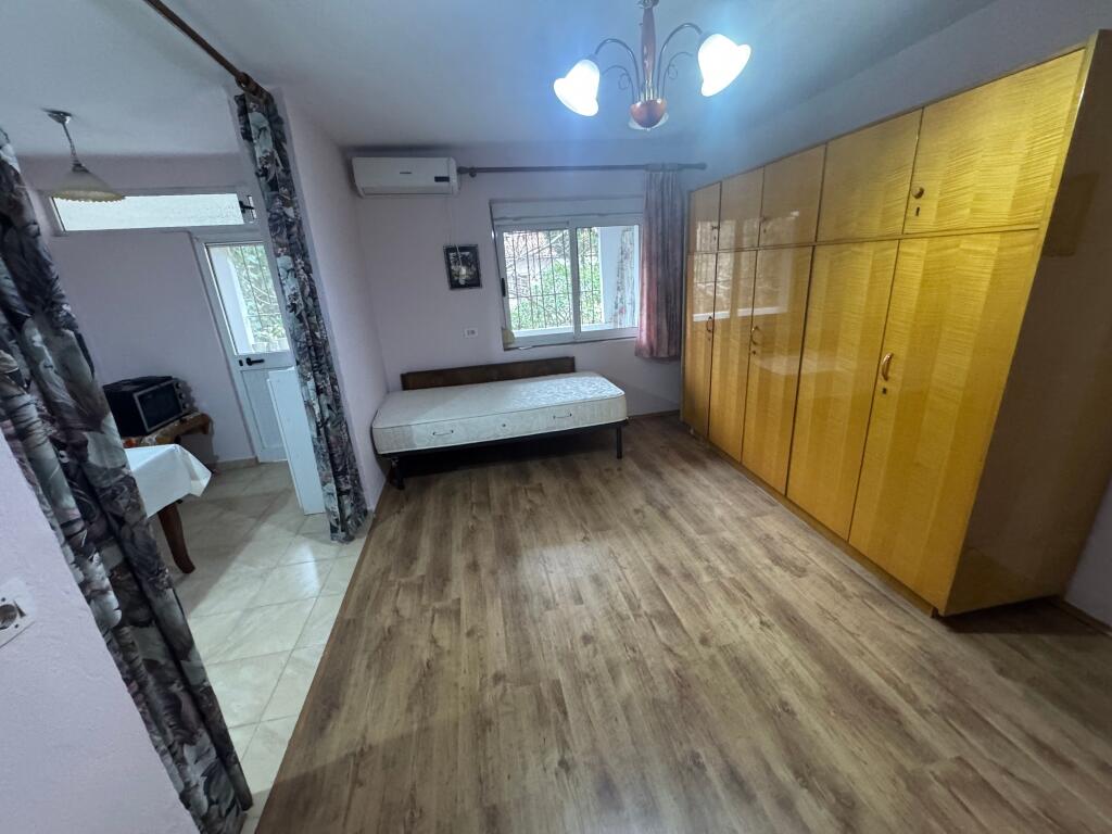 Apartment for rent in the center