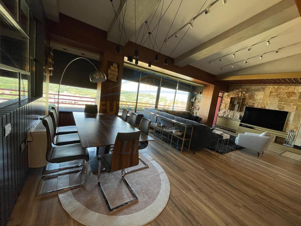 Qera, Duplex 3+1+3+Post Parkimi, Liqeni i Thate, Tiranë.