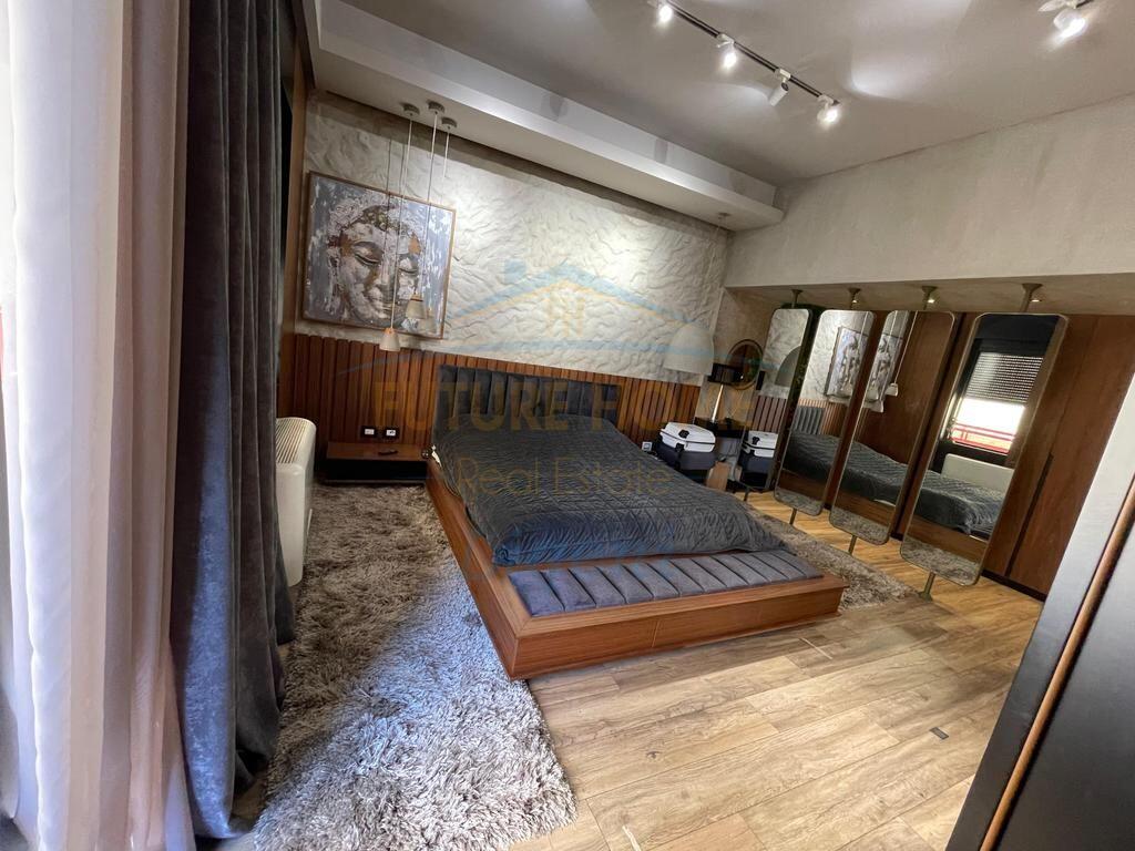 Qera, Duplex 3+1+3+Post Parkimi, Liqeni i Thate, Tiranë.