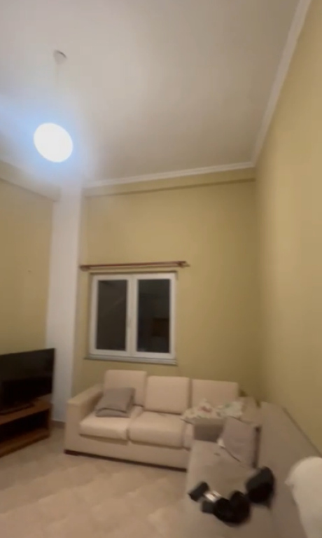 APARTAMENT ME QERA 1+1 RRUGA E DIBRES 45.000 LEKE