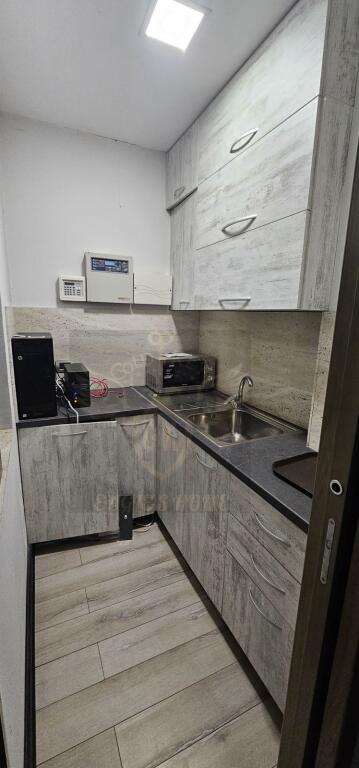 🏢 FOR RENT – OFFICE 127 m² AT THE ENTRANCE OF VOLLGES